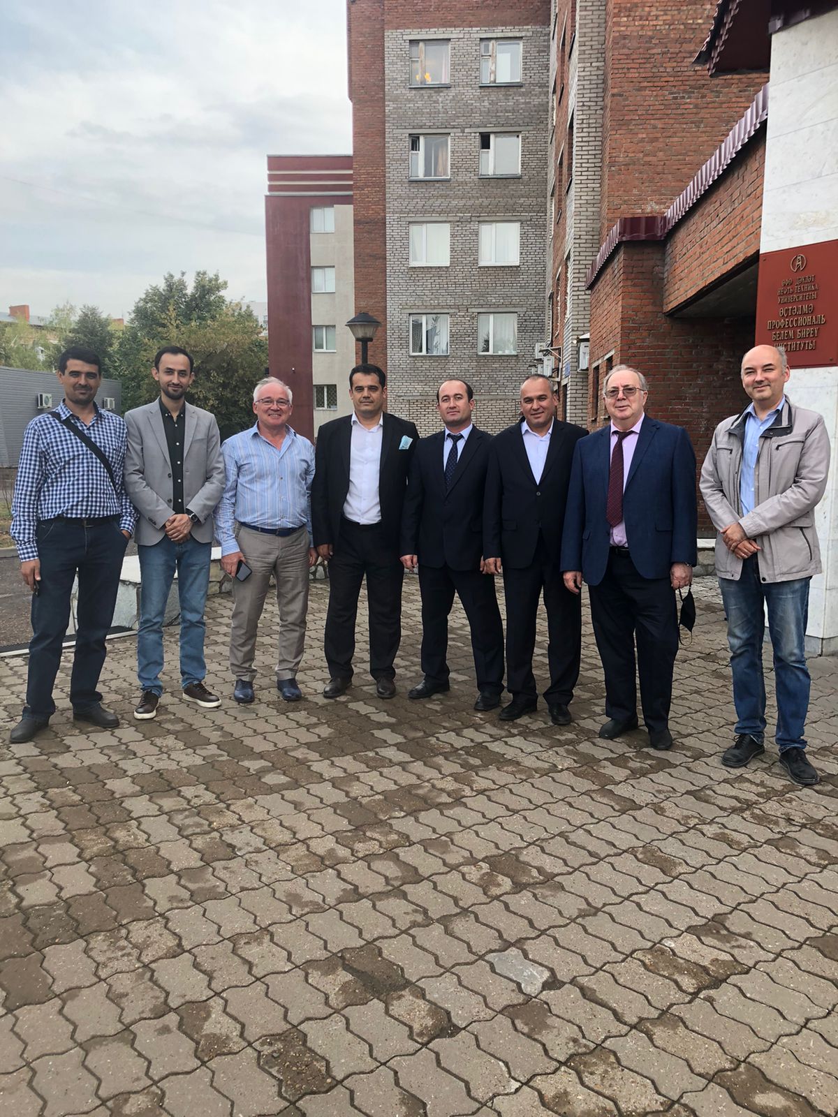 В ИДПО завершилось обучение группы преподавателей из Таджикистана 