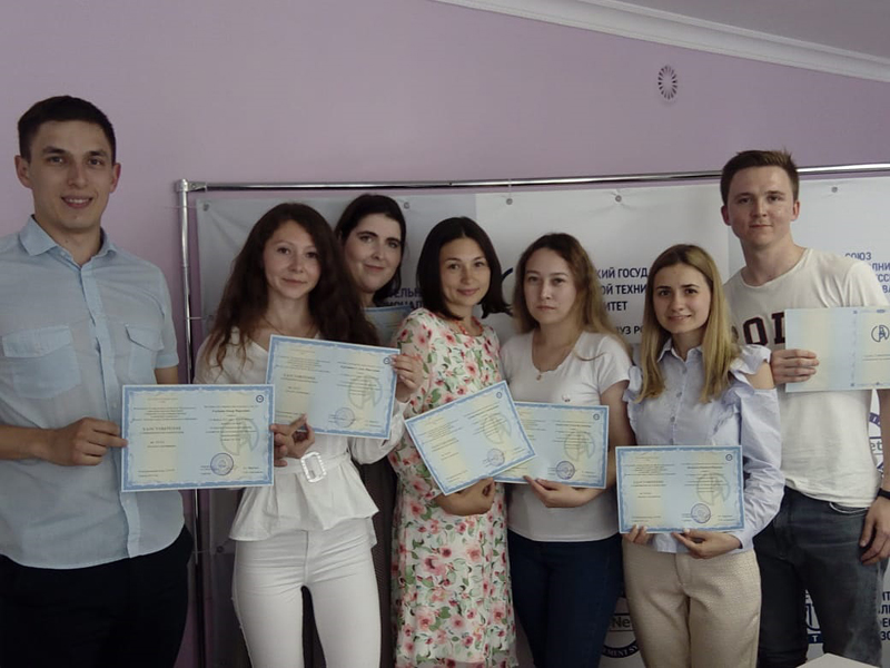 В Центре изучения иностранных языков «LingvoPROF» успешно финишировал ряд курсов (02.07.2019)
